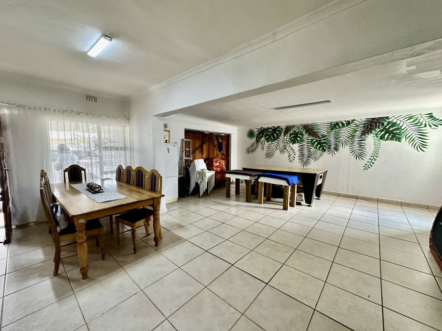 3 Bedroom Property for Sale in Richmond Western Cape